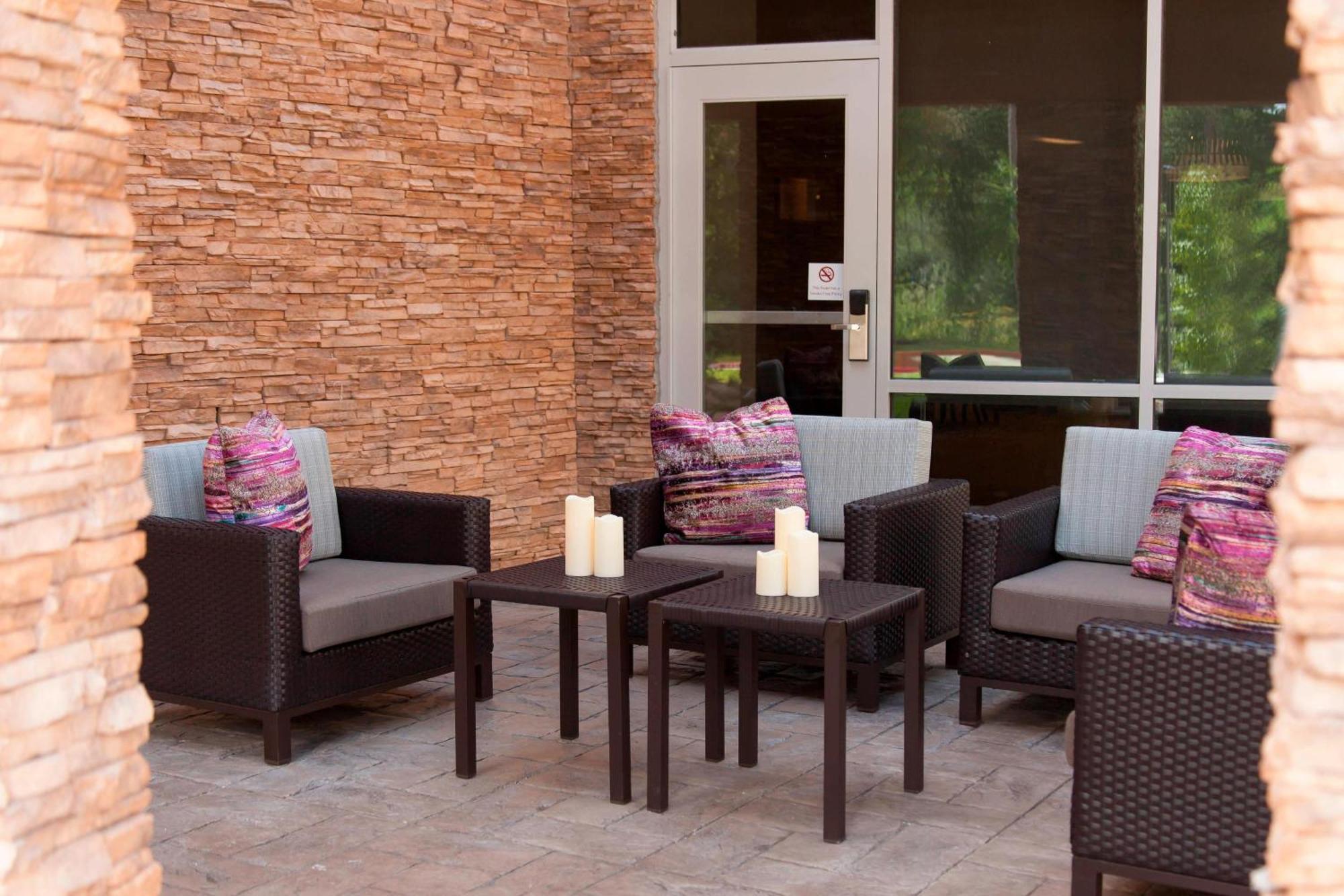Courtyard By Marriott Houston City Place Spring Exteriör bild