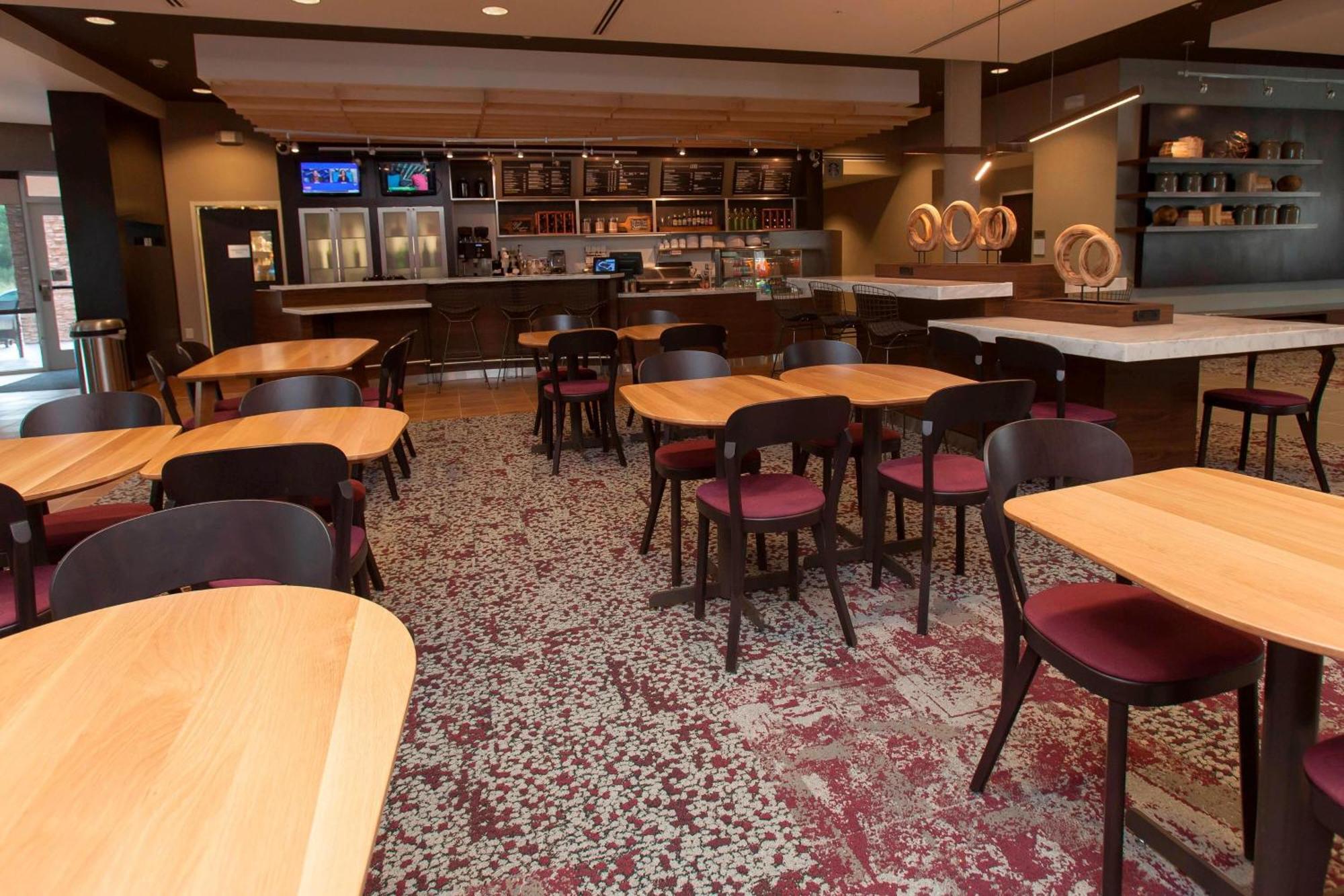 Courtyard By Marriott Houston City Place Spring Exteriör bild
