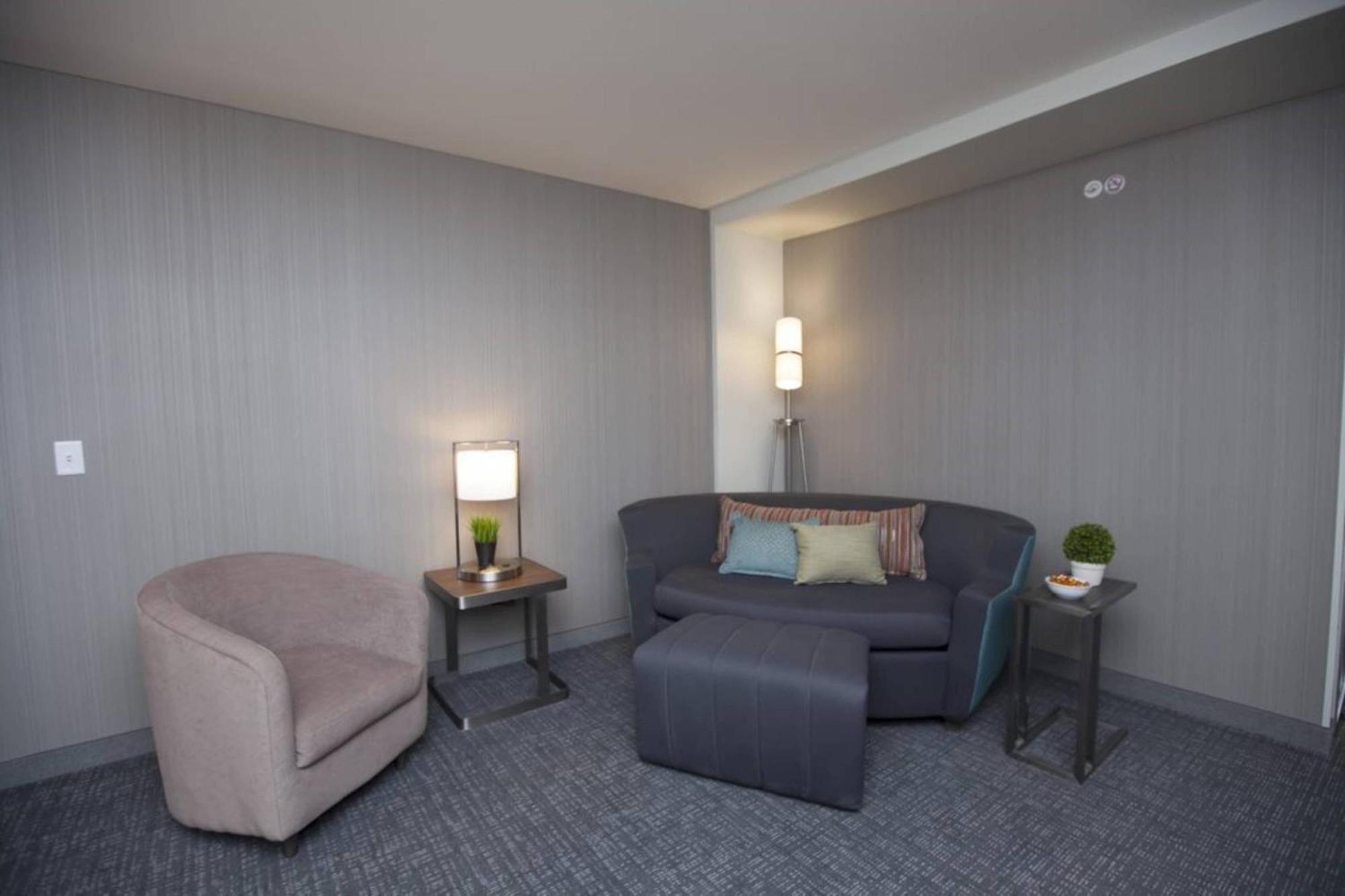 Courtyard By Marriott Houston City Place Spring Exteriör bild