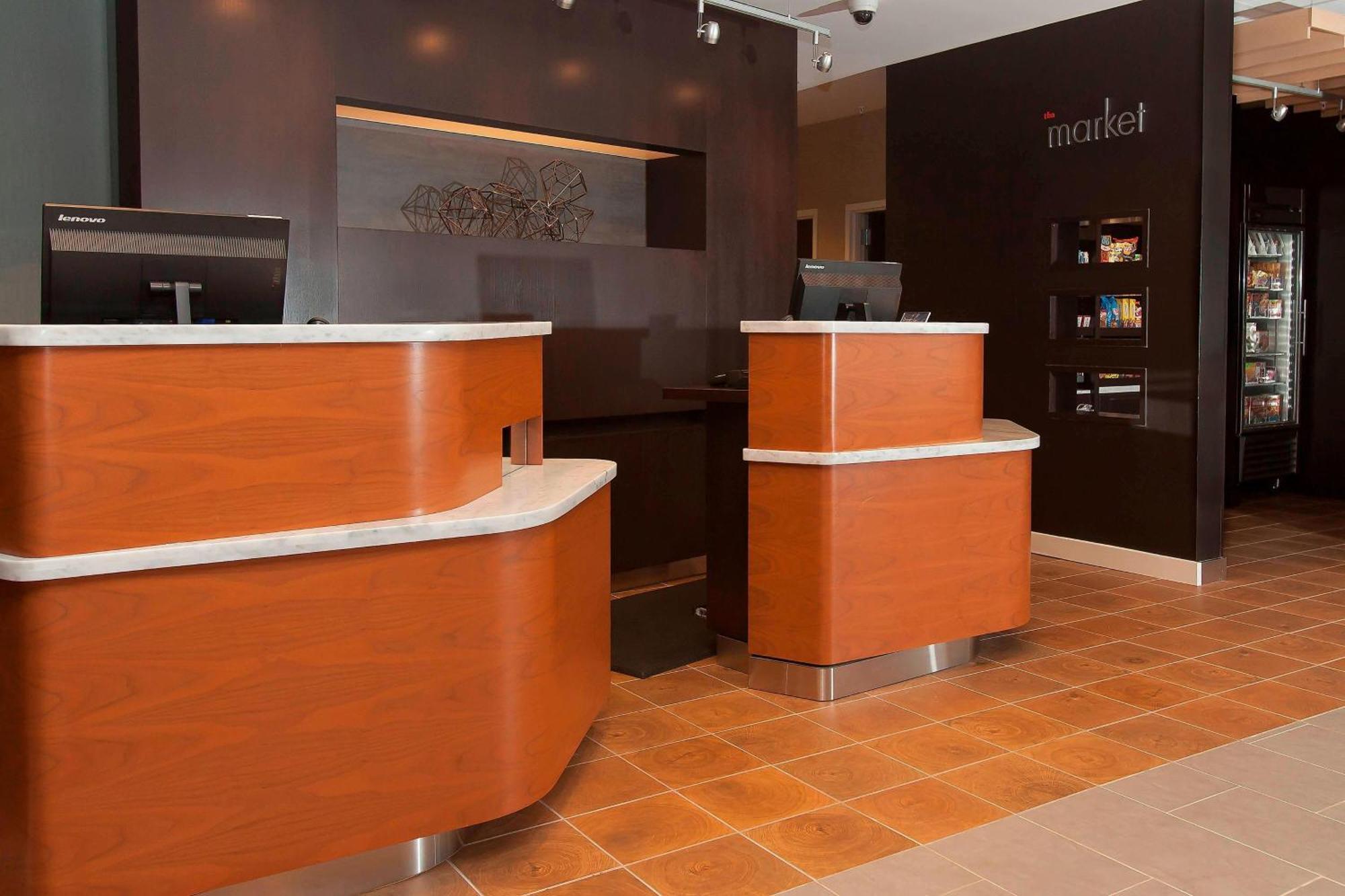 Courtyard By Marriott Houston City Place Spring Exteriör bild